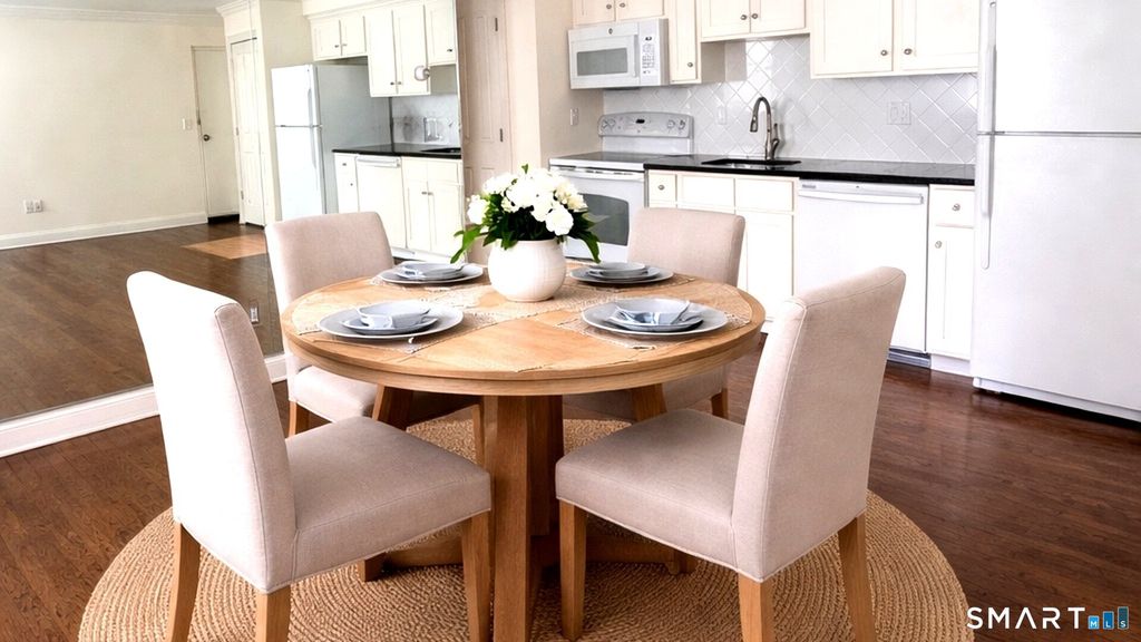 Photo of 391 Reef Road #1A, Fairfield, CT 06824 (MLS # 24157396)