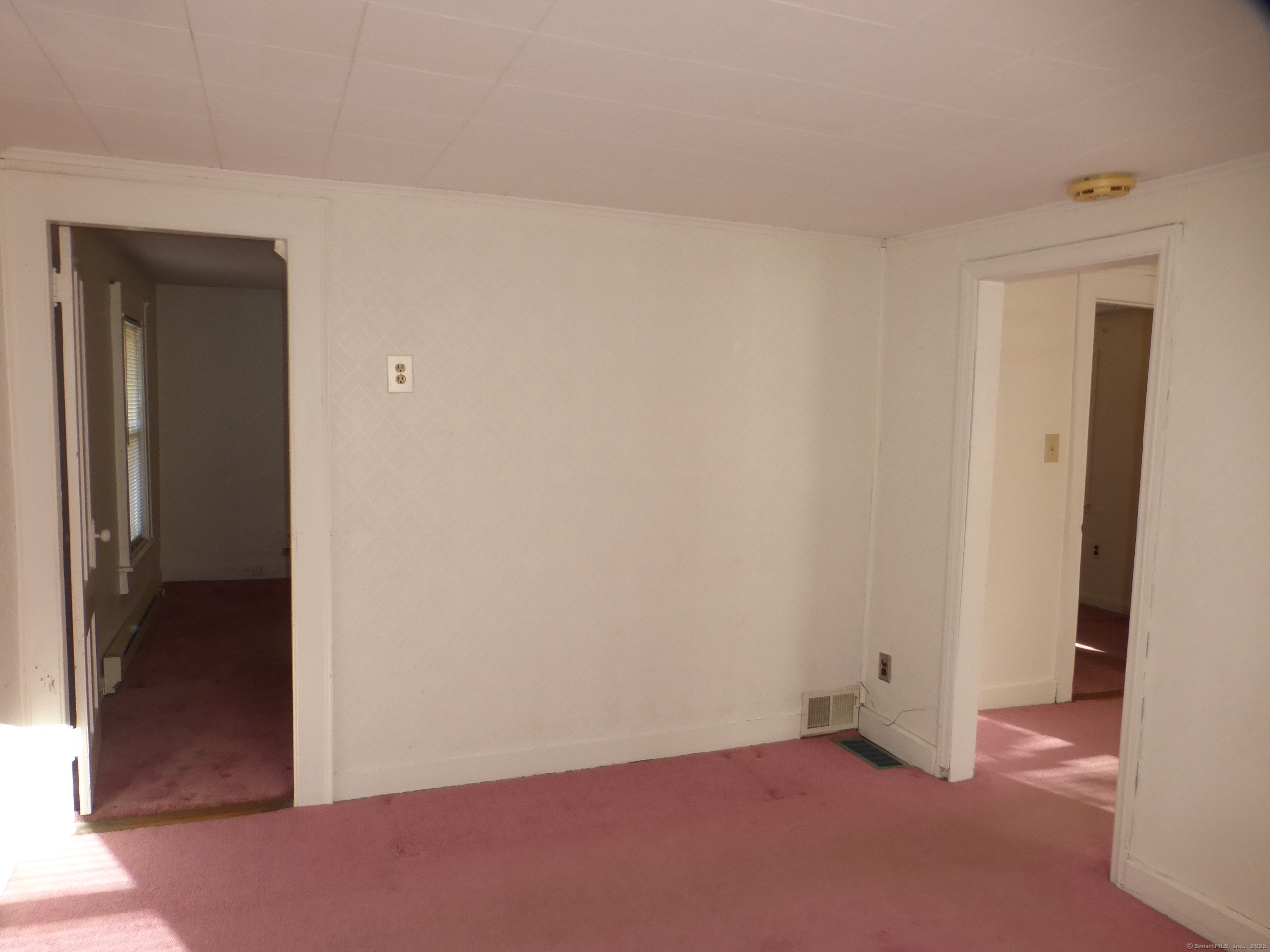 1635 S Main Street, Waterbury, Connecticut image 18