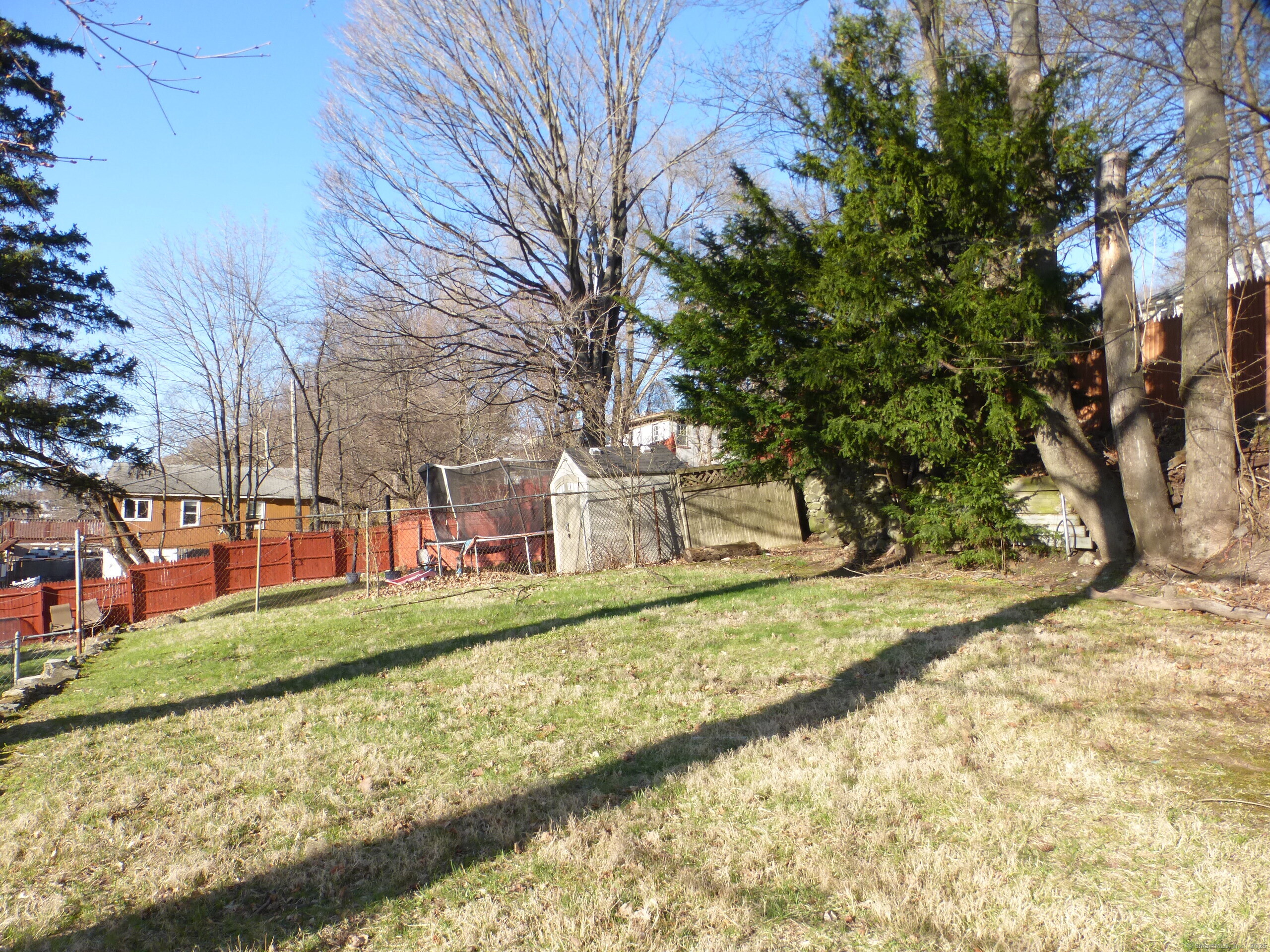 1635 S Main Street, Waterbury, Connecticut image 36