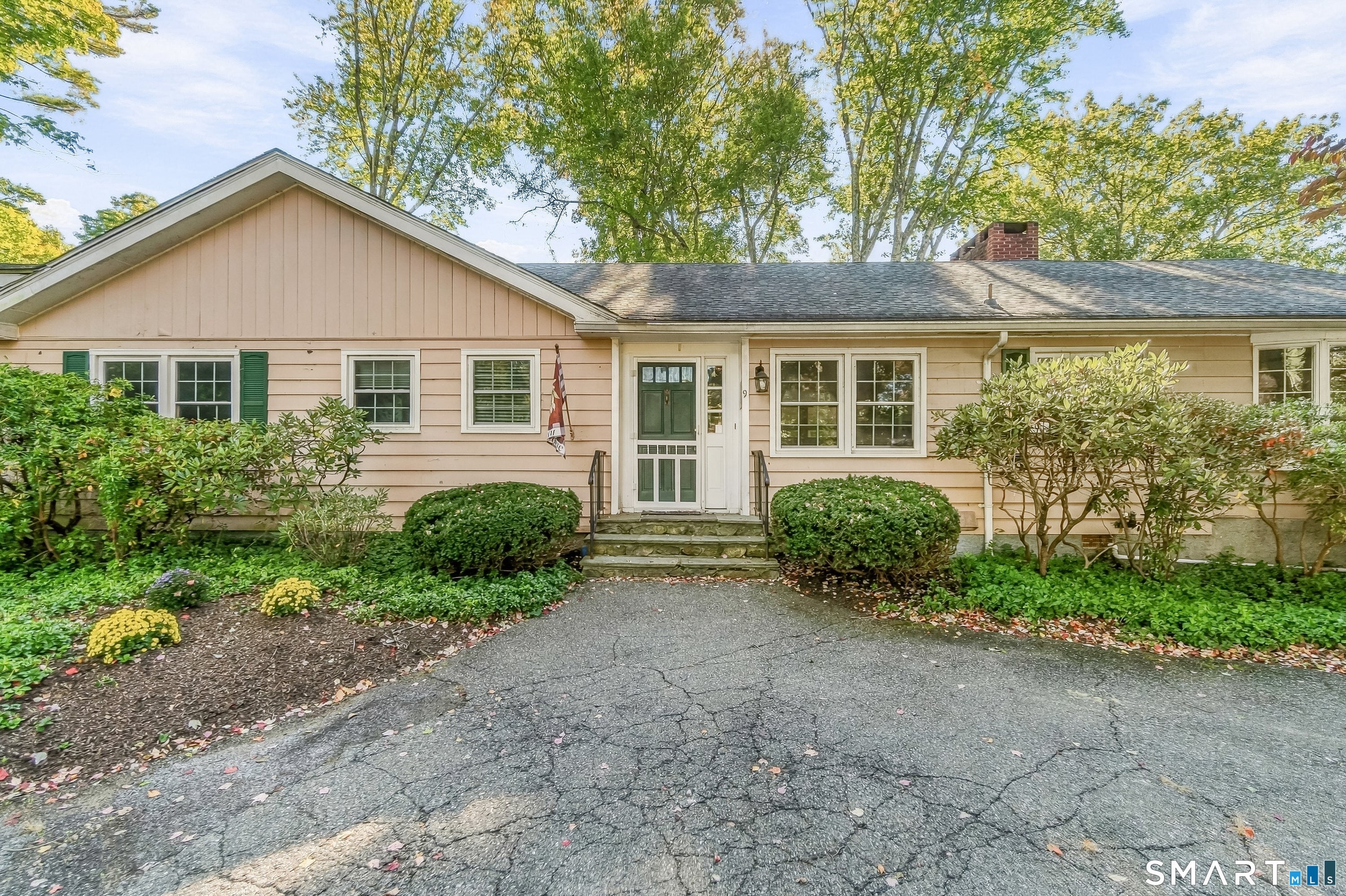 9 Chimney Point Road