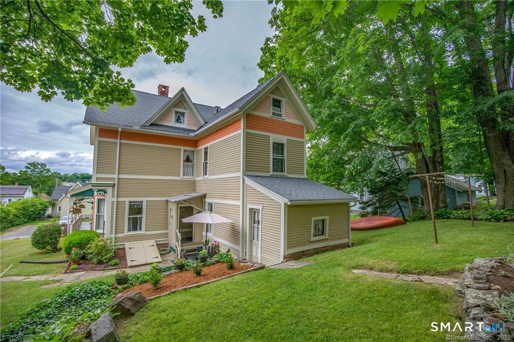 15 Grant Avenue