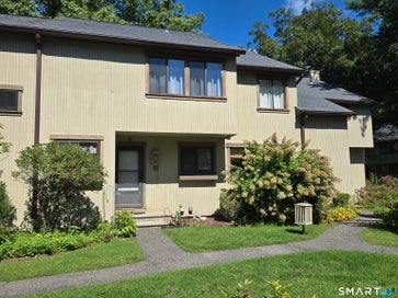 6 Upper Commons 6 Woodbury CT 06798