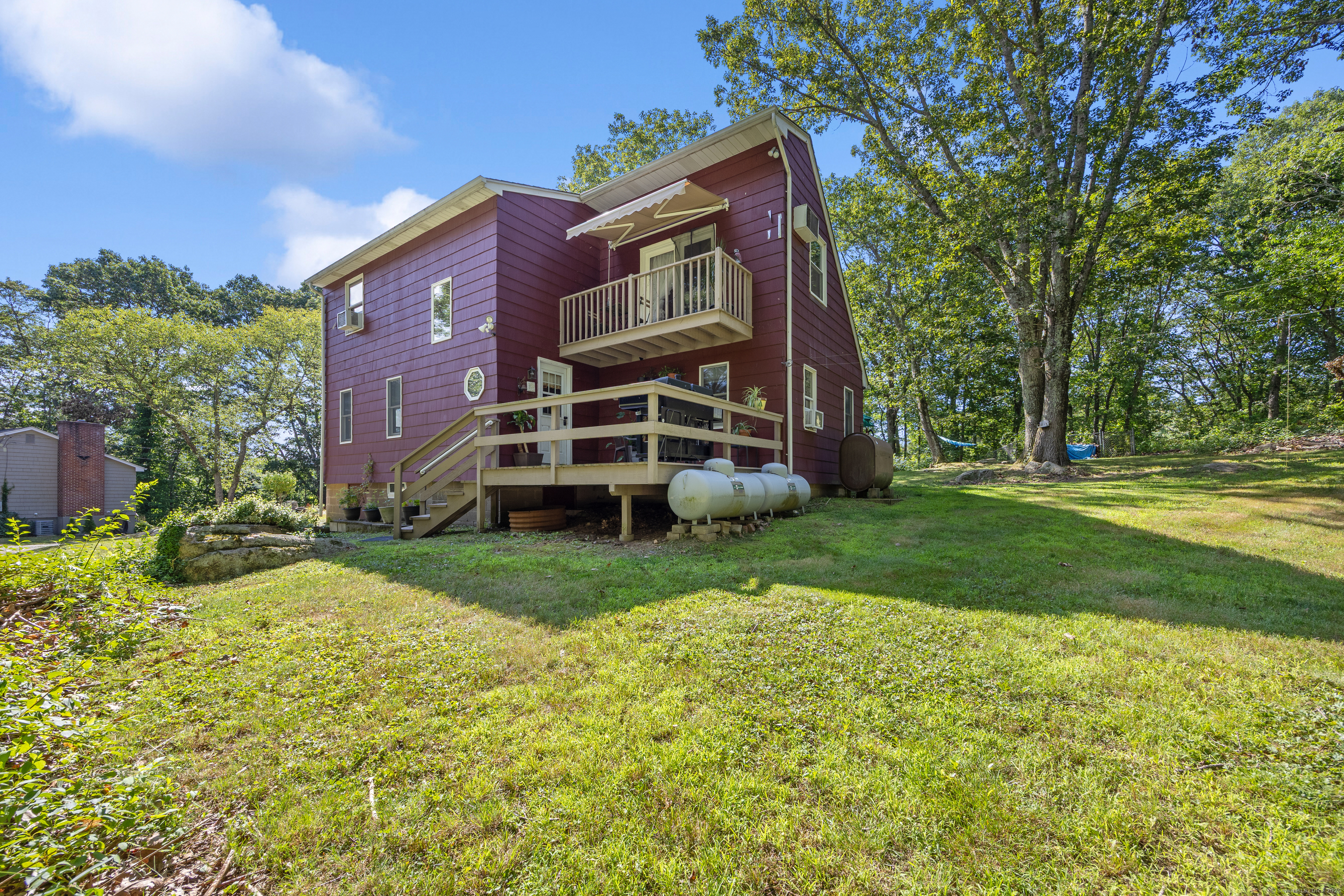 31 Leetes Island Road