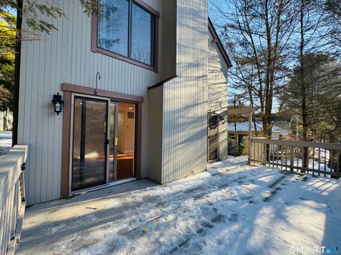 Tiny photo for 2 Highland Square #2, Avon, CT 06001 (MLS # 24155539)