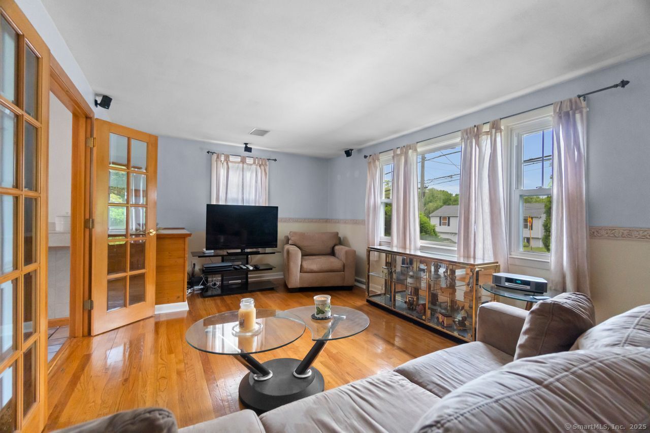 409 Evergreen Avenue, Hamden, Connecticut image 3