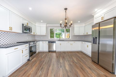 Tiny photo for 8 Bonnie Lane, Waterbury, CT 06705 (MLS # 24146155)