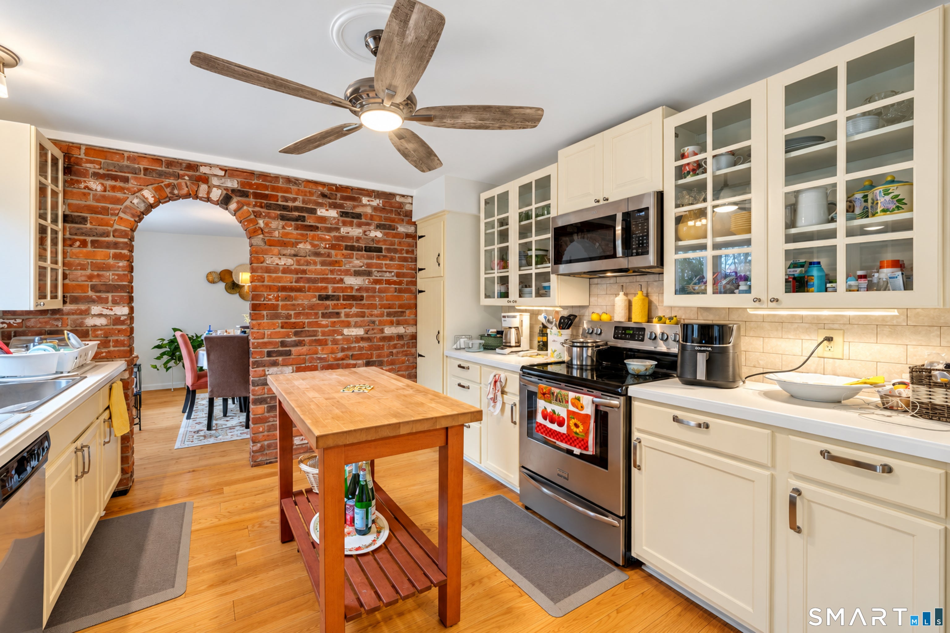 69 Bradley Corners Road