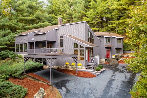 Photo of 6 Deerfield Trace, Burlington, CT 06013 (MLS # 24132016)