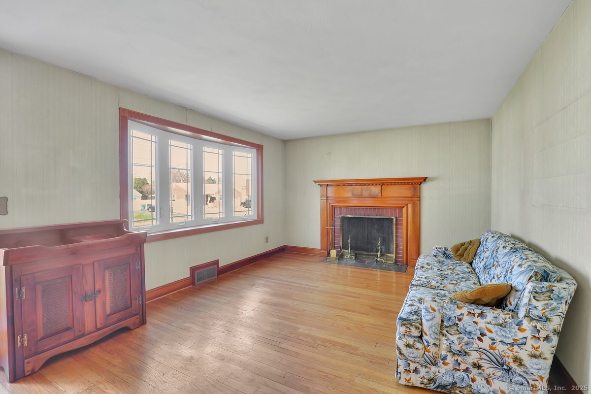 30 Cheney Lane, East Hartford, Connecticut image 5