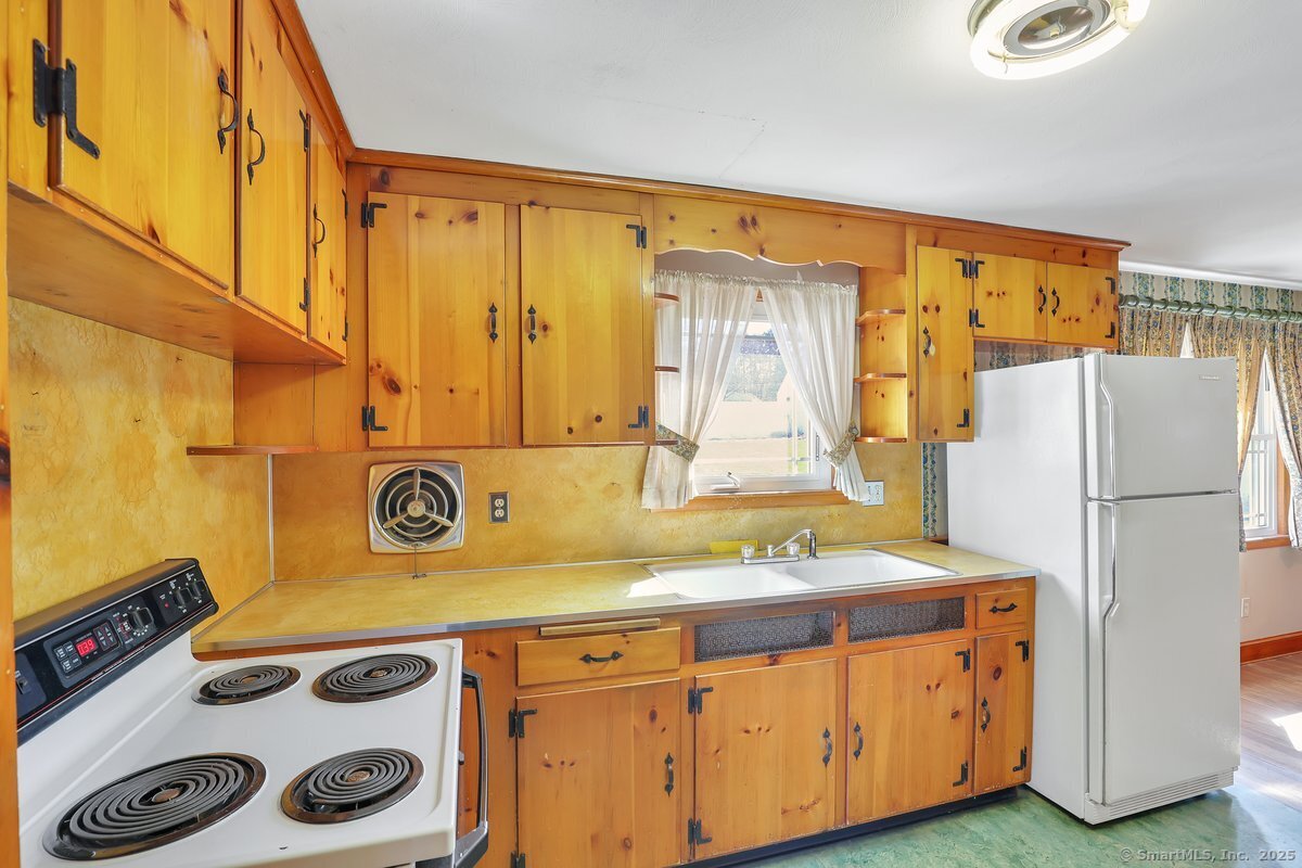 30 Cheney Lane, East Hartford, Connecticut image 10