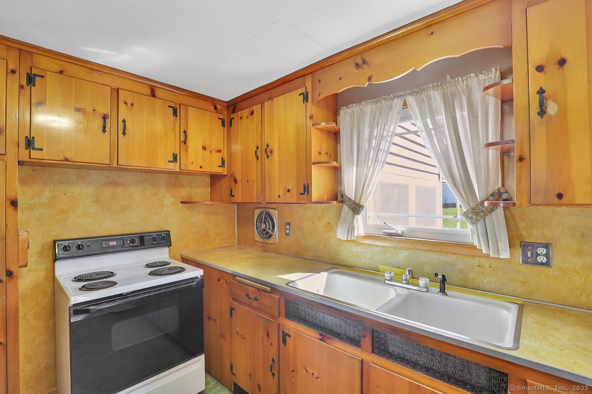 30 Cheney Lane, East Hartford, Connecticut image 9