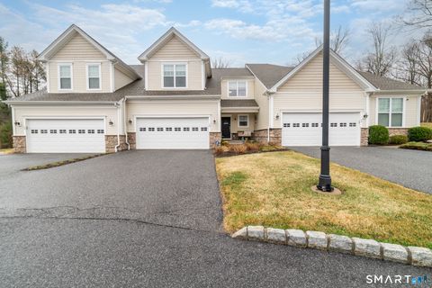 Condo For Sale - 36 Highridge Road #36<br/> Middlebury, CT 06762