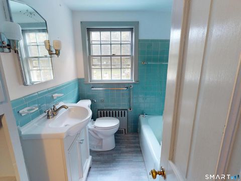Tiny photo for 240 Great Neck Road, Waterford, CT 06385 (MLS # 24175333)