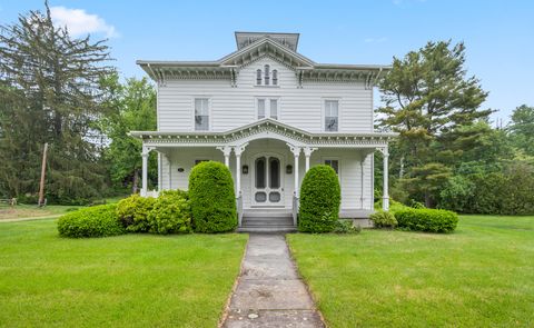 4 Main Street Windham CT 06226