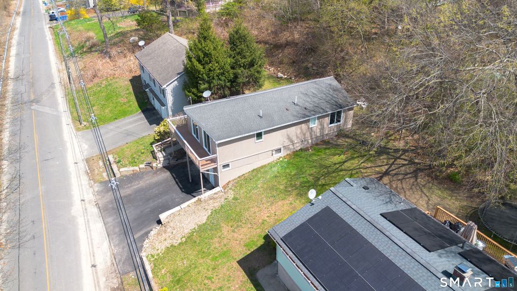 Photo of 466 Waterville Street, Waterbury, CT 06710 (MLS # 24167716)