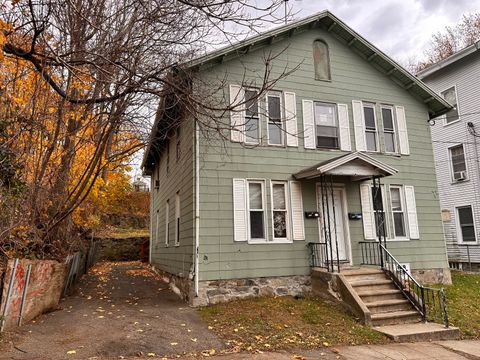 Photo of 113 Southview Street, Waterbury, CT 06706 (MLS # 24142633)
