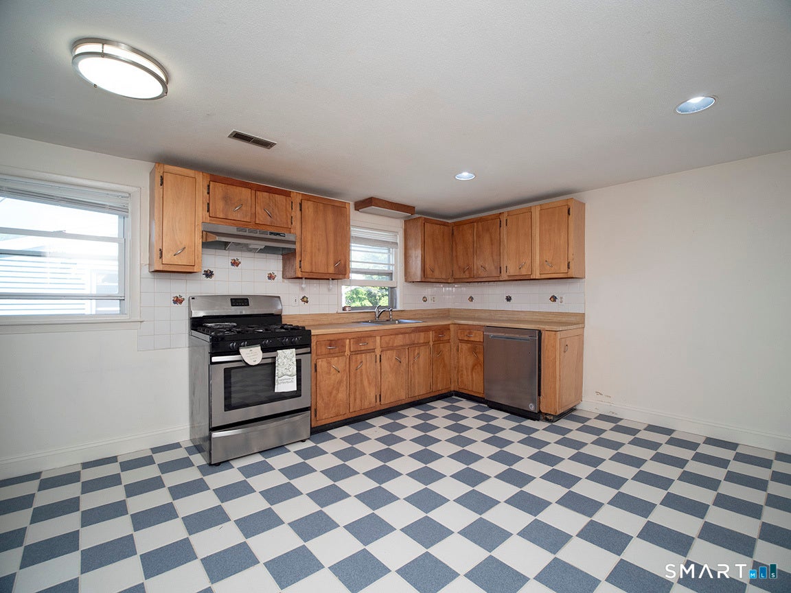 38 Landin Street 2nd Floor