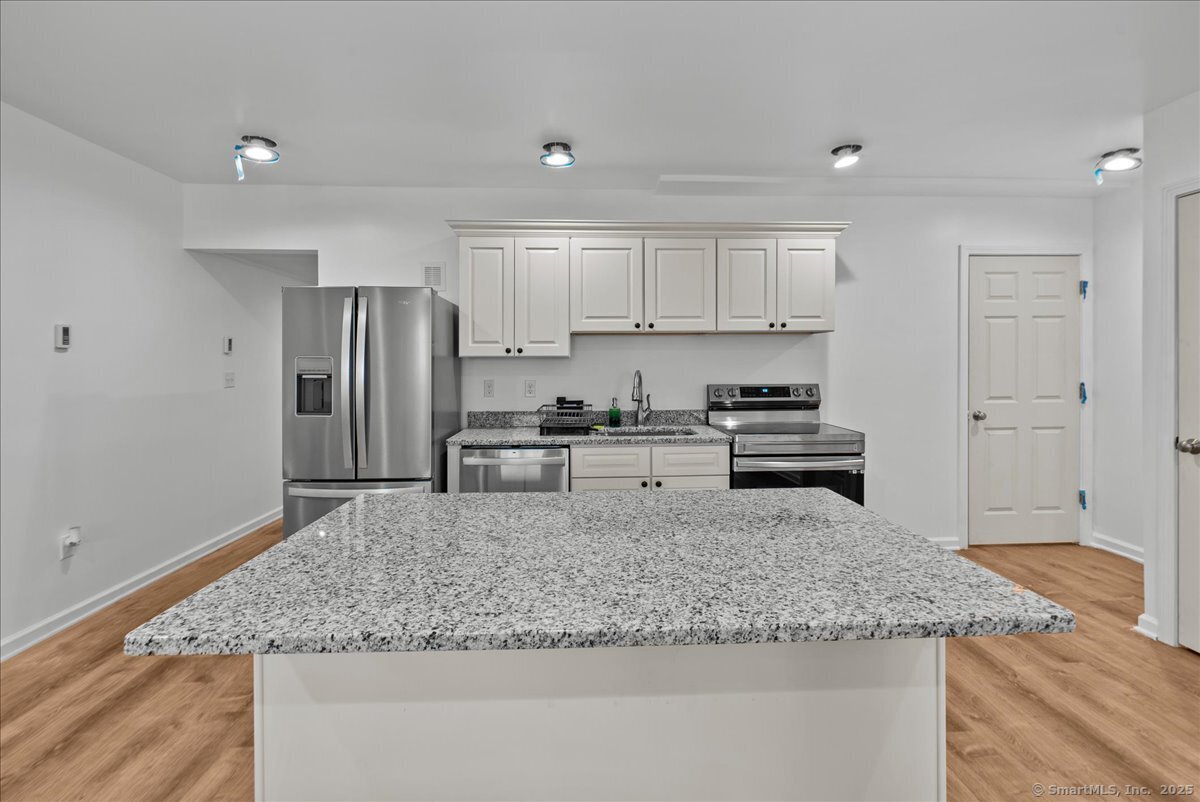 138 Skyline Drive, Middlebury, Connecticut image 8