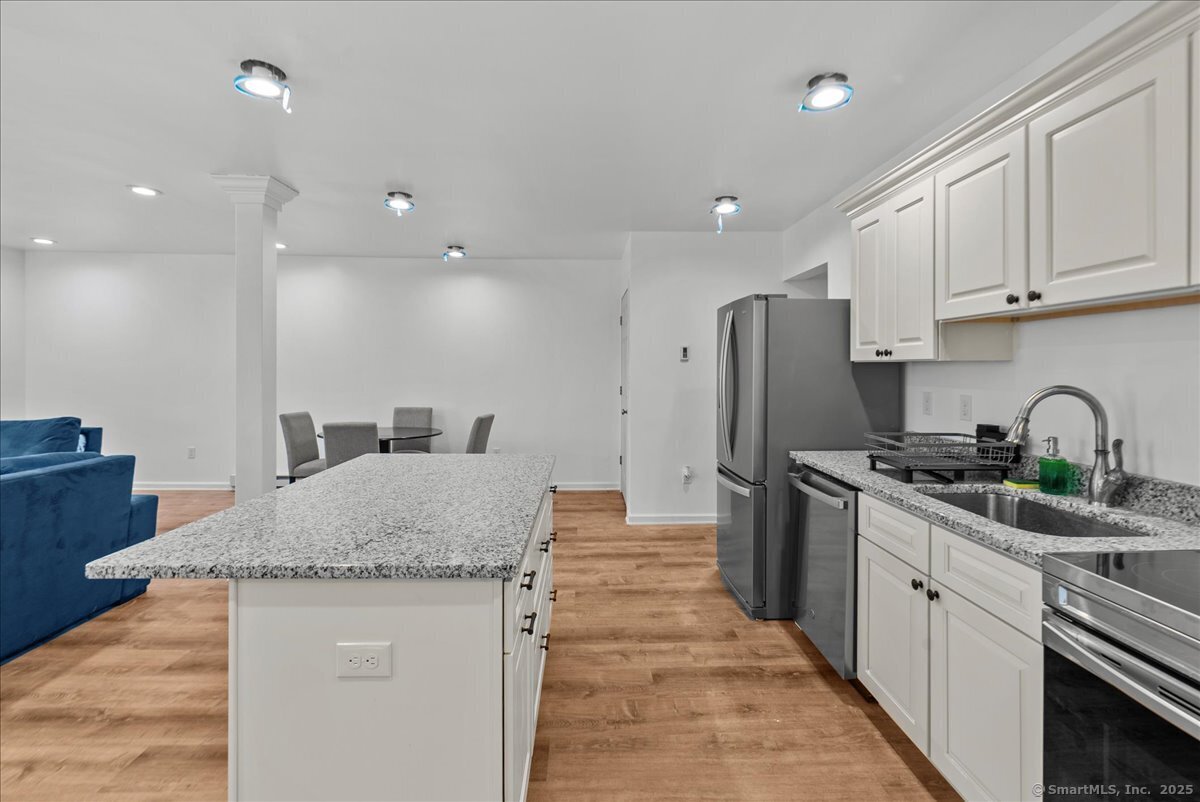 138 Skyline Drive, Middlebury, Connecticut image 10