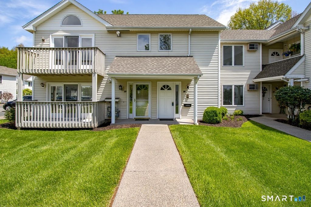 Photo of 29 Millbrook Court #29, Newington, CT 06111 (MLS # 24168948)