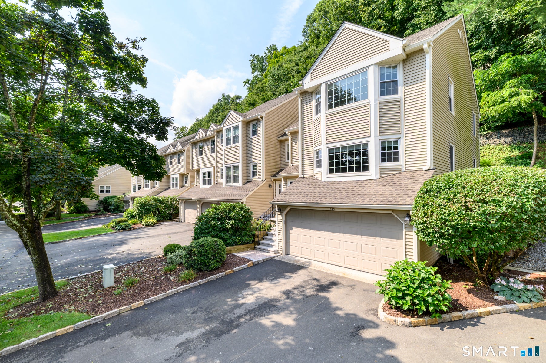 133 Governor Trumbull Way 133