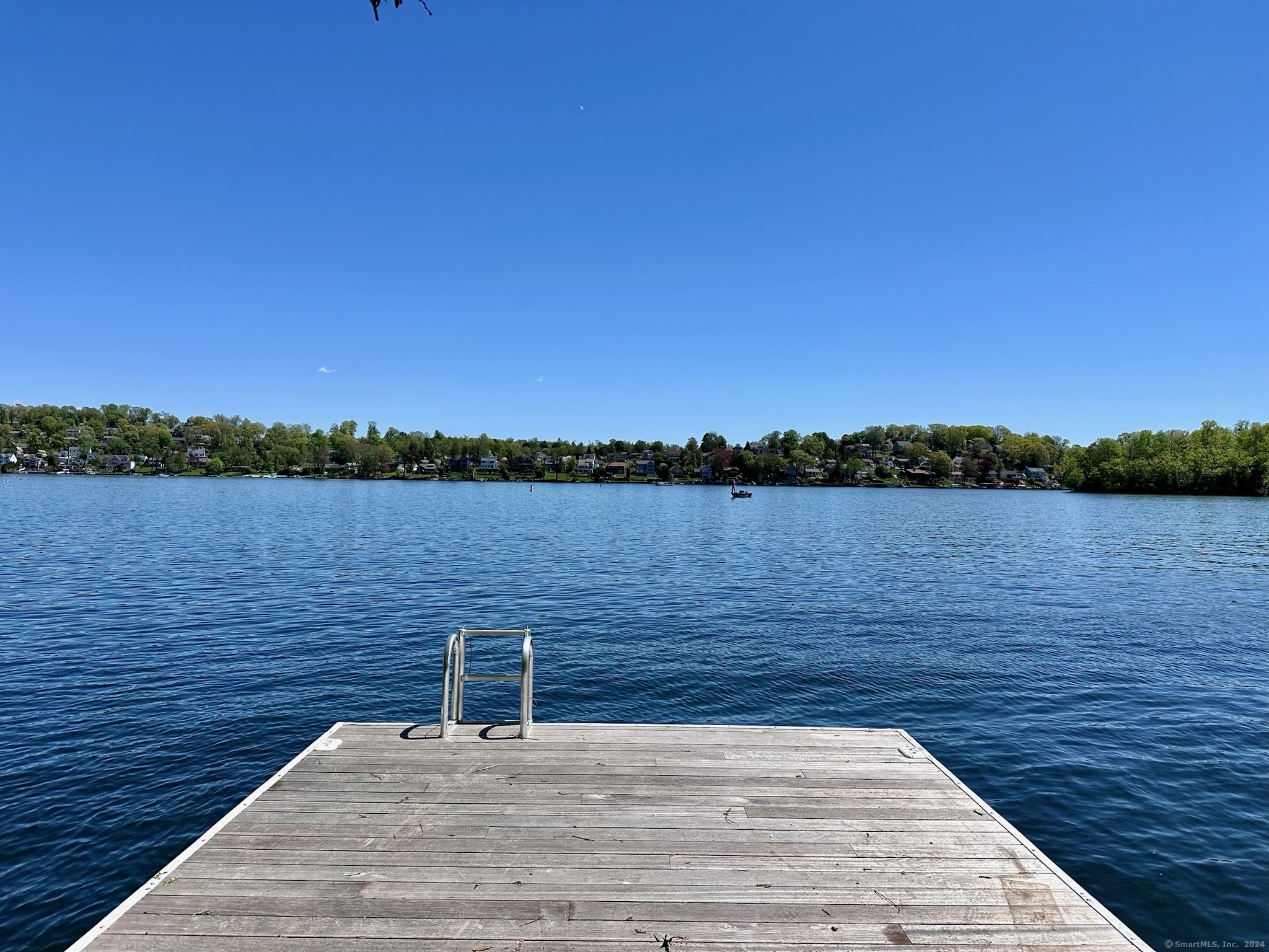 Photo 1 of 33 Lake Drive, New Fairfield, Connecticut, $2,500,000, Web #: 24016766