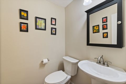 Tiny photo for 239 Old Farms Road #APT 15A, Avon, CT 06001 (MLS # 24125331)