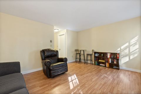 Tiny photo for 239 Old Farms Road #APT 15A, Avon, CT 06001 (MLS # 24125331)