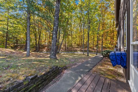 Tiny photo for 239 Old Farms Road #APT 15A, Avon, CT 06001 (MLS # 24125331)