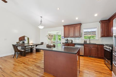 Tiny photo for 2 Red Fox Run, Wolcott, CT 06716 (MLS # 24133049)