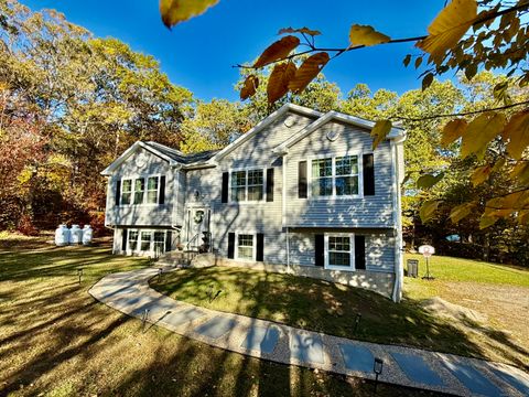 Tiny photo for 2 Red Fox Run, Wolcott, CT 06716 (MLS # 24133049)