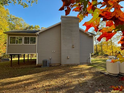 Tiny photo for 2 Red Fox Run, Wolcott, CT 06716 (MLS # 24133049)