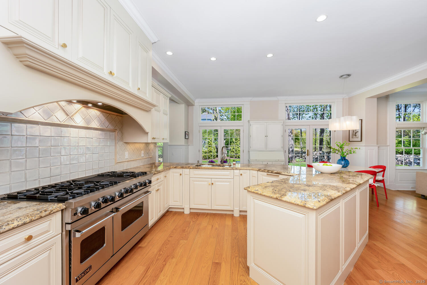 6 Bouton Lane, Darien, Connecticut image 8