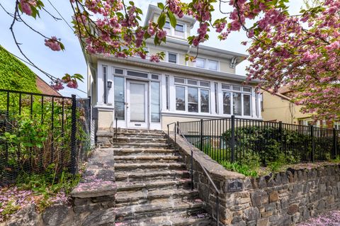 Photo of 291 Delavan Avenue, Greenwich, CT 06830 (MLS # 24131134)