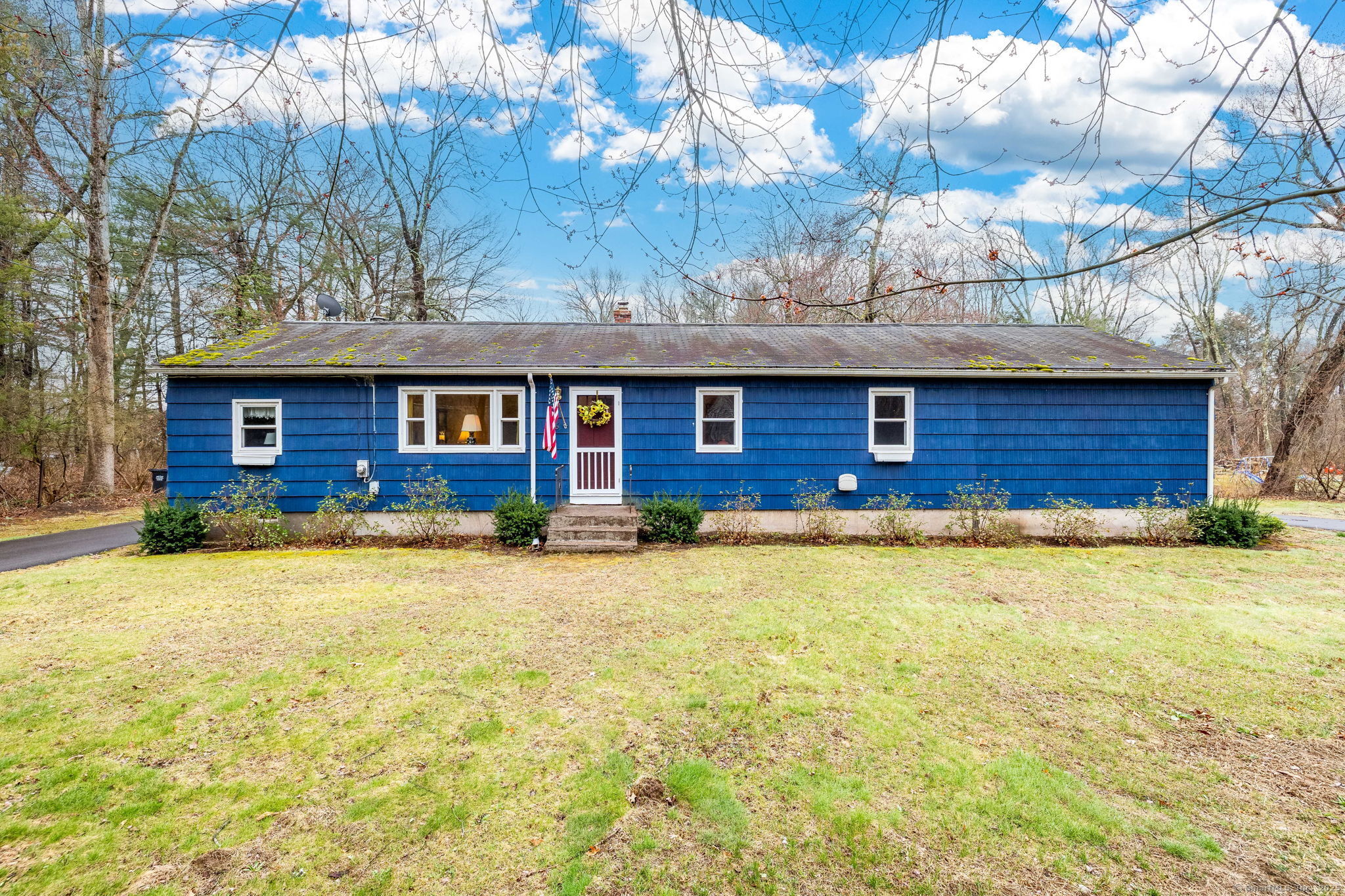 26 Mahoney Road, East Windsor, Connecticut image 1