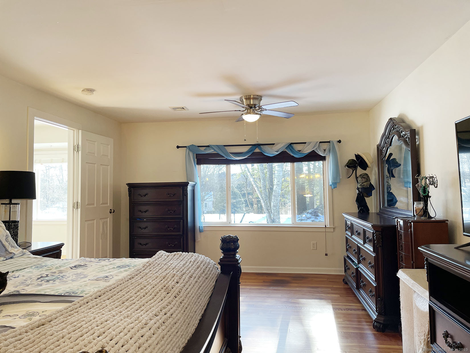 28 Maple Drive, Middlebury, Connecticut image 19