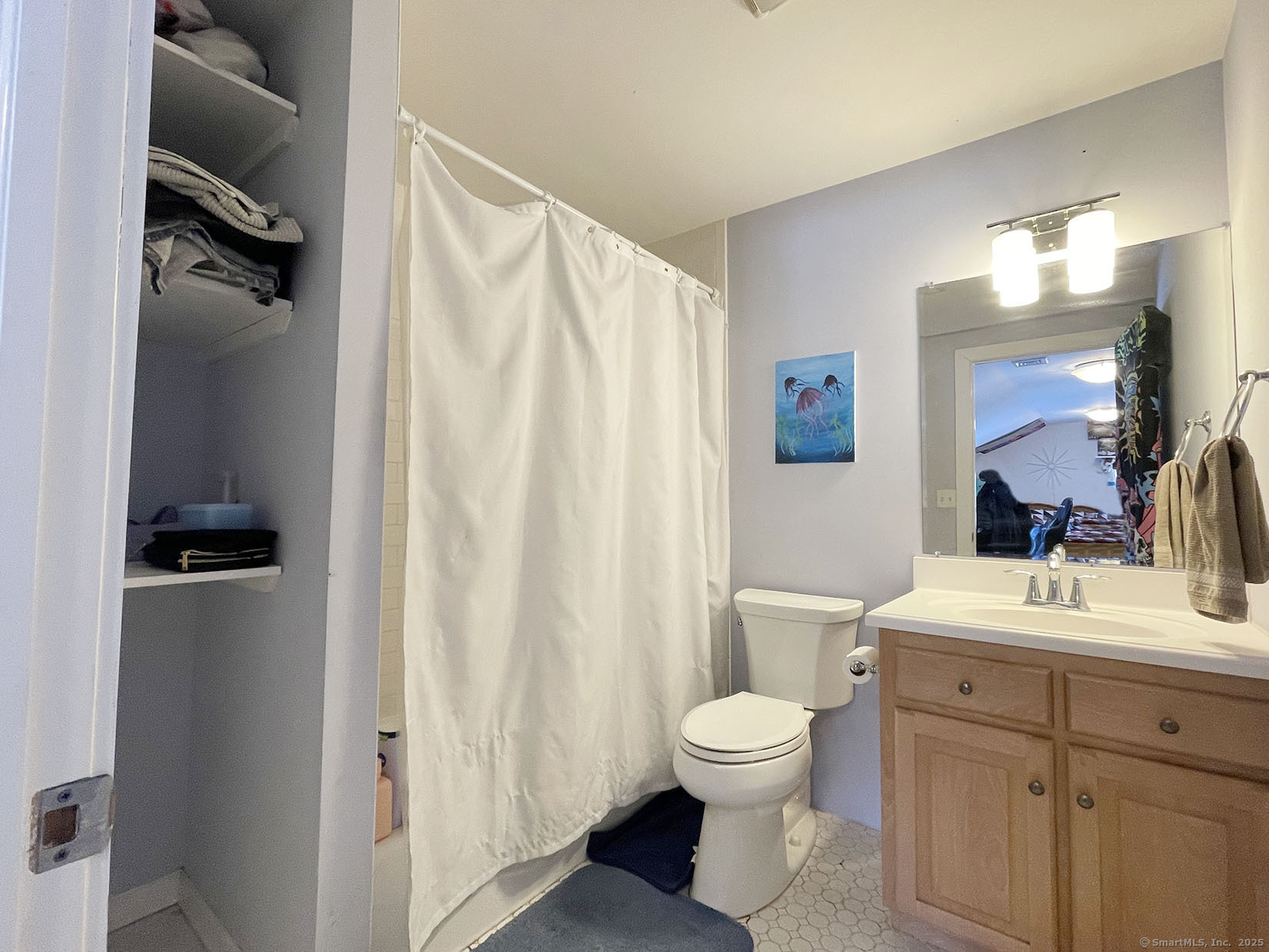 28 Maple Drive, Middlebury, Connecticut image 24
