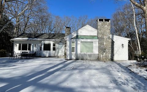 28 Maple Drive Middlebury CT 06762