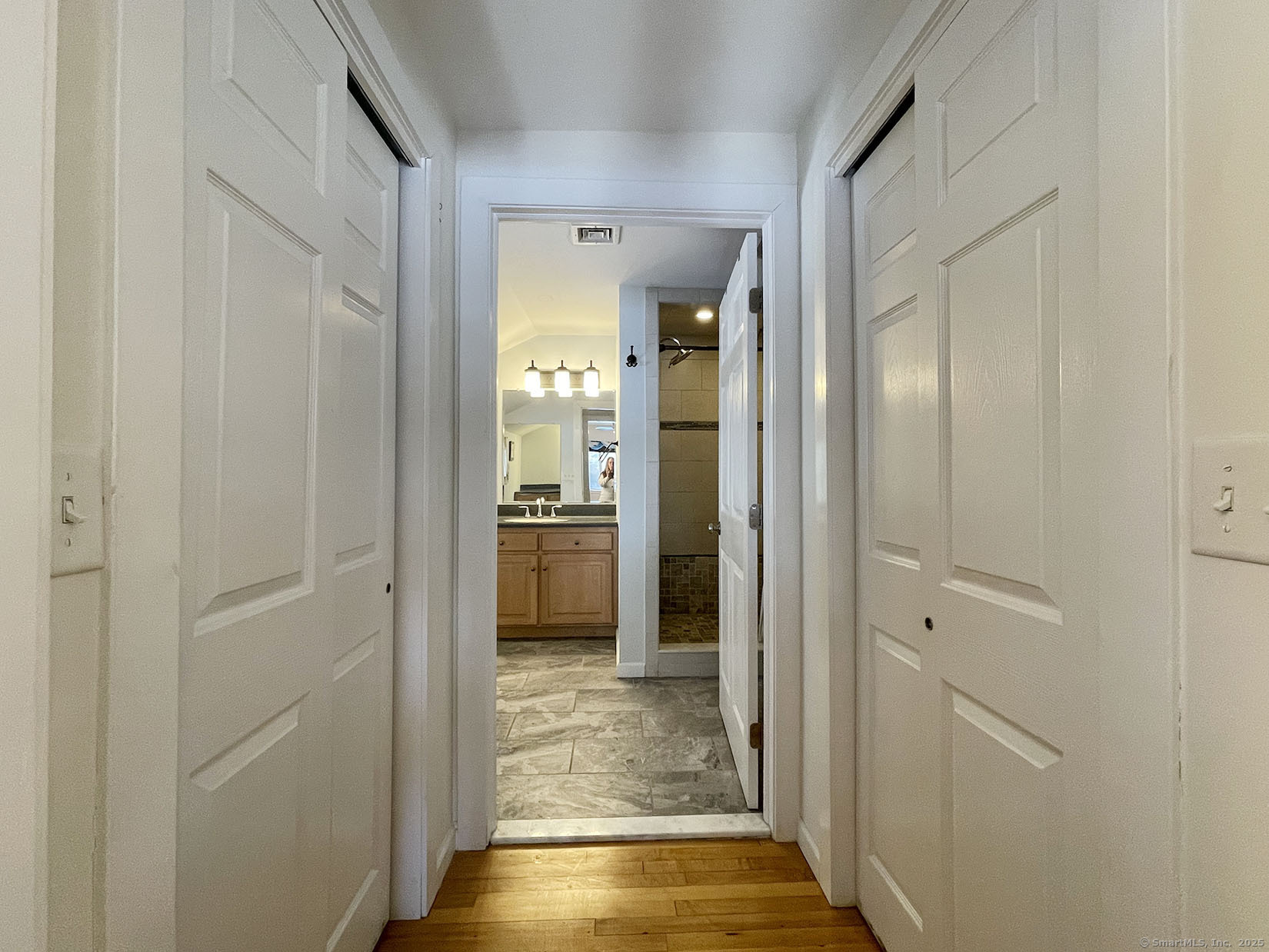 28 Maple Drive, Middlebury, Connecticut image 21