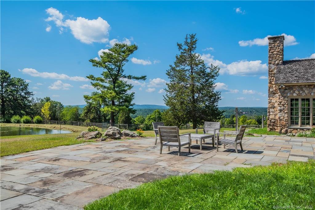 Avon, Connecticut 06001, United States, 6 Bedrooms Bedrooms, ,6 BathroomsBathrooms,Residential,Active,139362