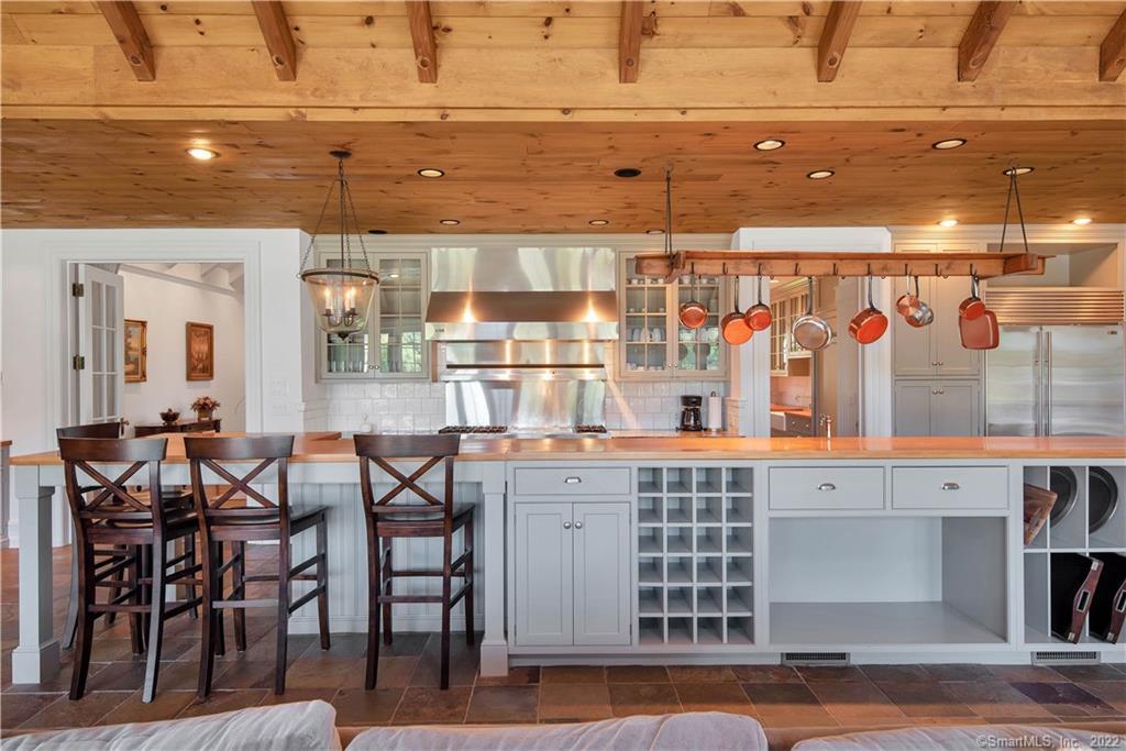 Avon, Connecticut 06001, United States, 6 Bedrooms Bedrooms, ,6 BathroomsBathrooms,Residential,Active,139362