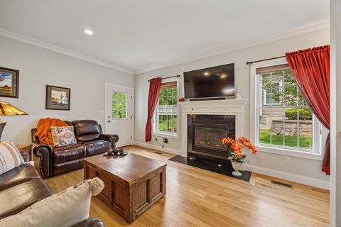 Tiny photo for 28 Brookview Circle #28, Bristol, CT 06010 (MLS # 24101208)