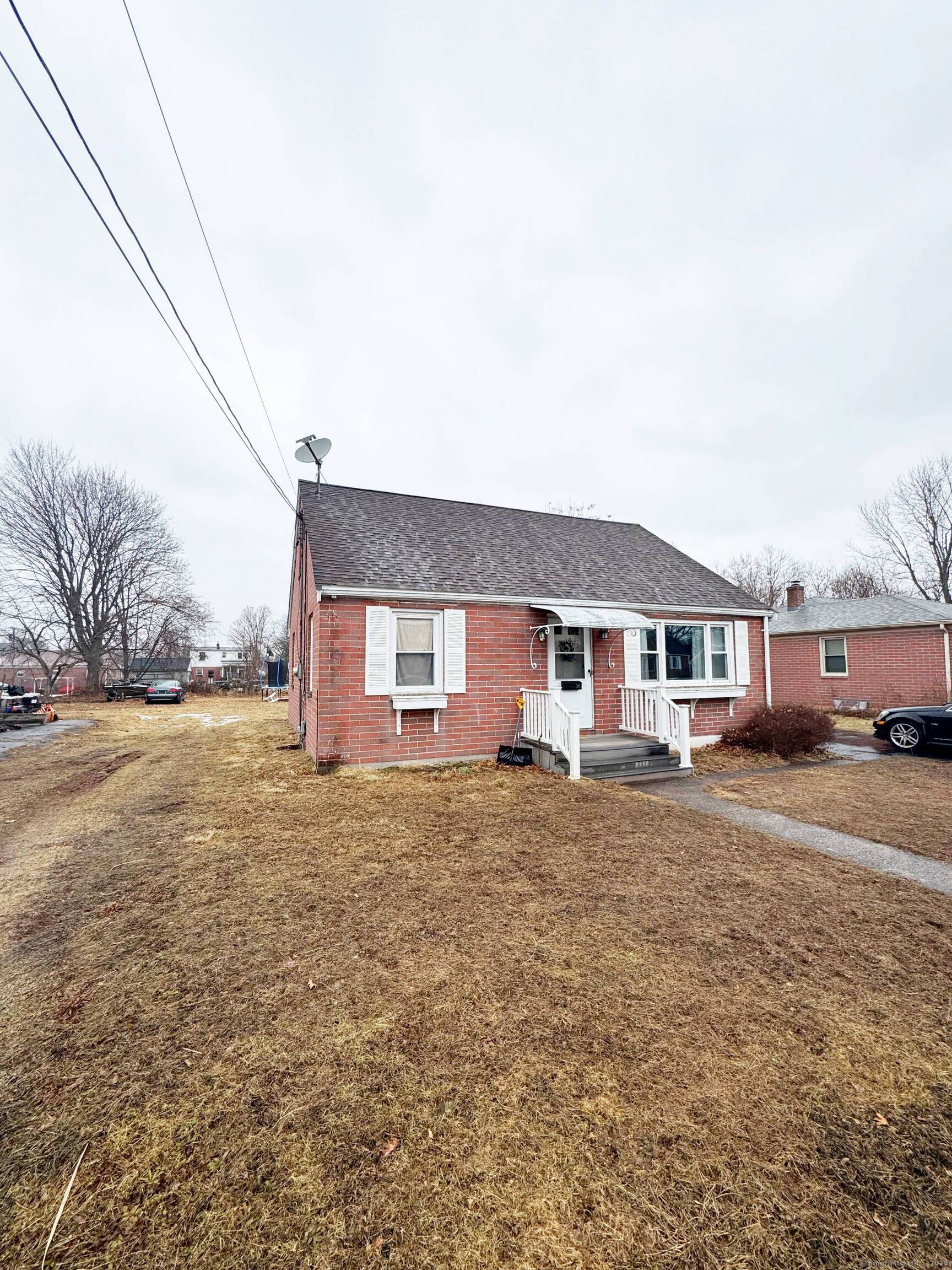 36 Cricket Drive, Meriden, Connecticut image 2