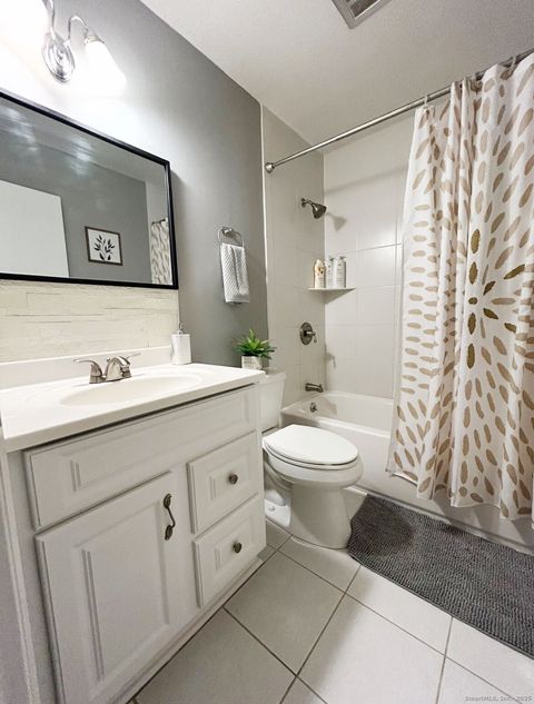 Tiny photo for 322 Knapps Highway #322, Fairfield, CT 06825 (MLS # 24142437)