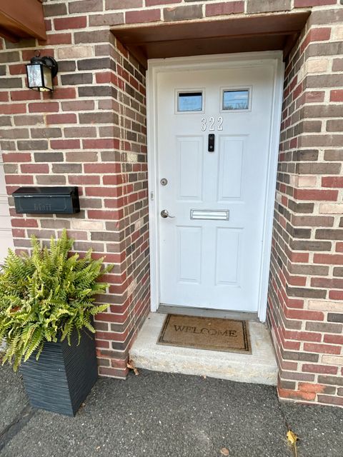 Tiny photo for 322 Knapps Highway #322, Fairfield, CT 06825 (MLS # 24142437)