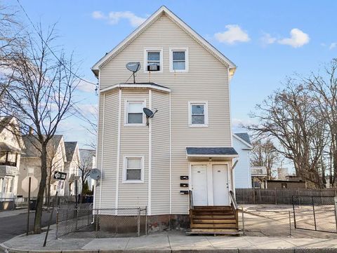 Photo of 203 West Street #3, New Haven, CT 06519 (MLS # 24133585)