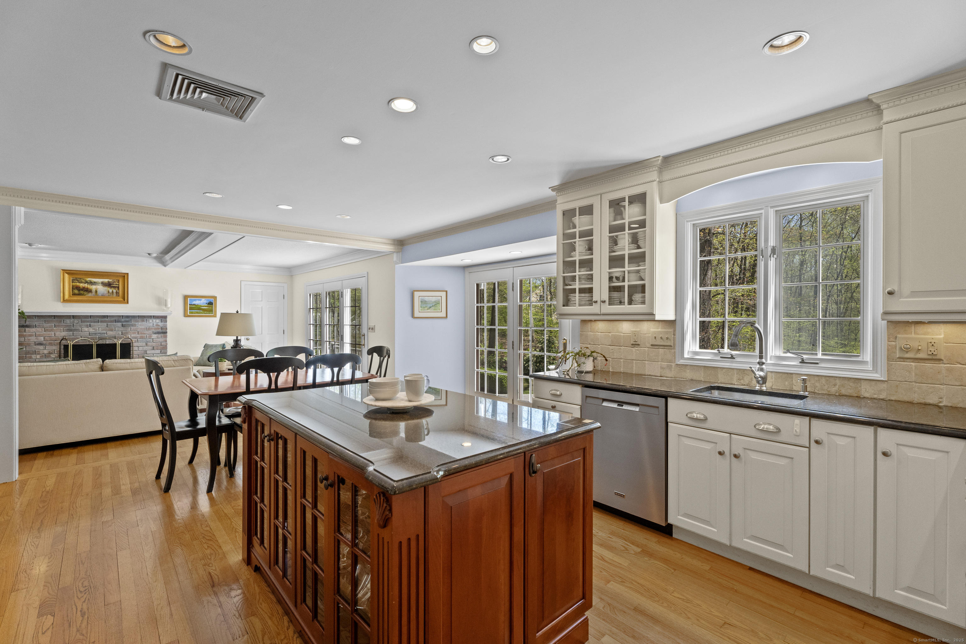 31 Christopher Lane, Guilford, Connecticut image 6