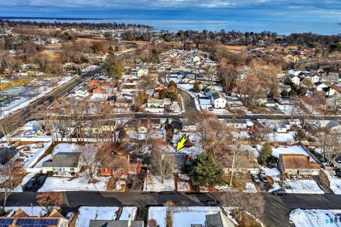 22 Lynmoor Street Milford CT 06460