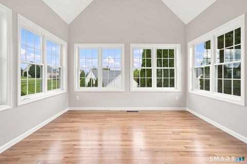 Tiny photo for 8 S Pond Road #8, Bloomfield, CT 06002 (MLS # 24202421)