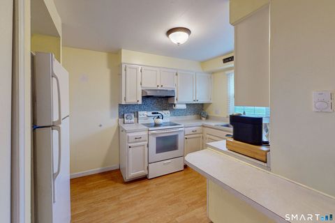 Tiny photo for 7 Old Farms Lane #7, New Milford, CT 06776 (MLS # 24164836)